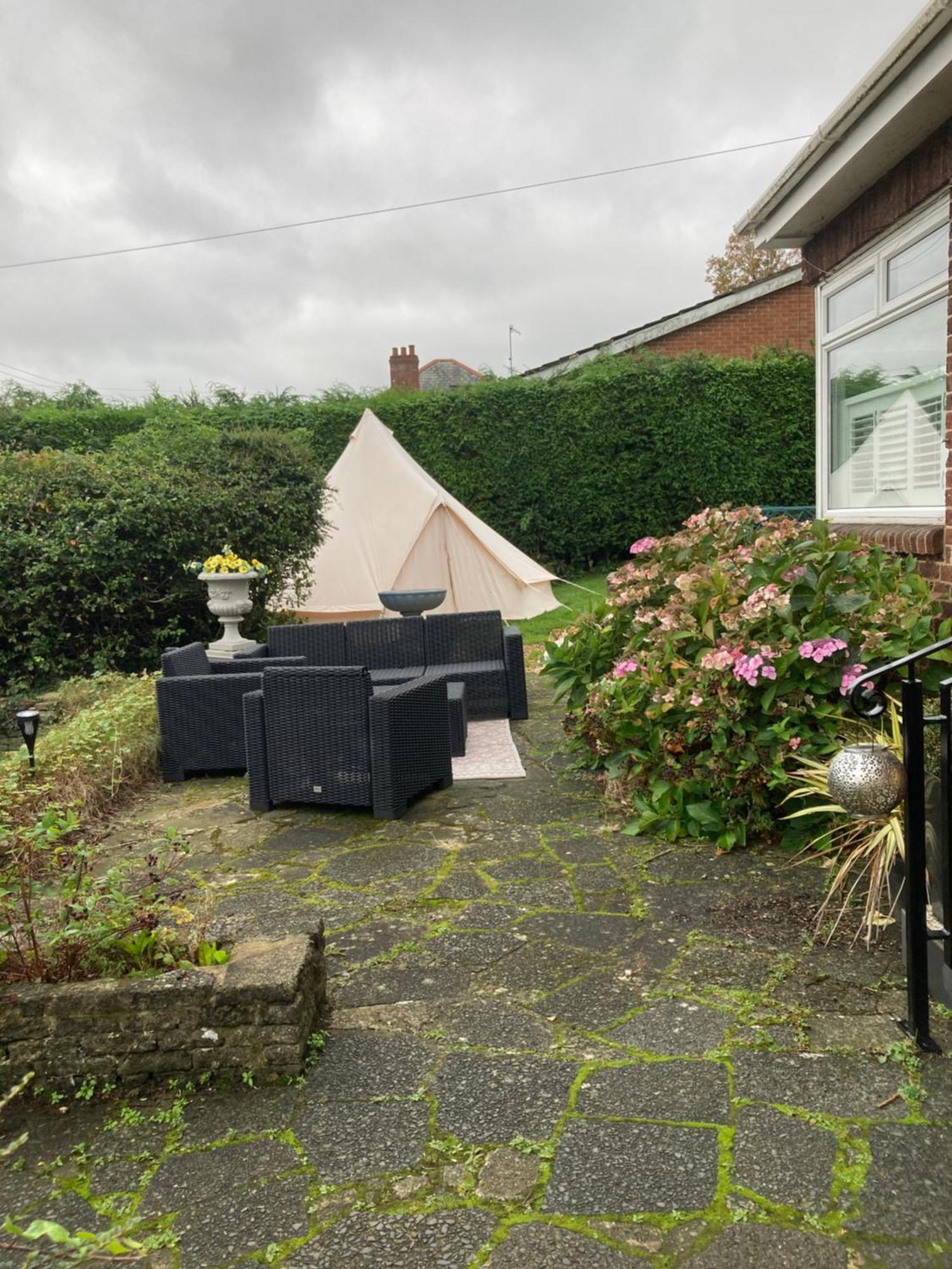 Overdale Motel Lisburn Dış mekan fotoğraf