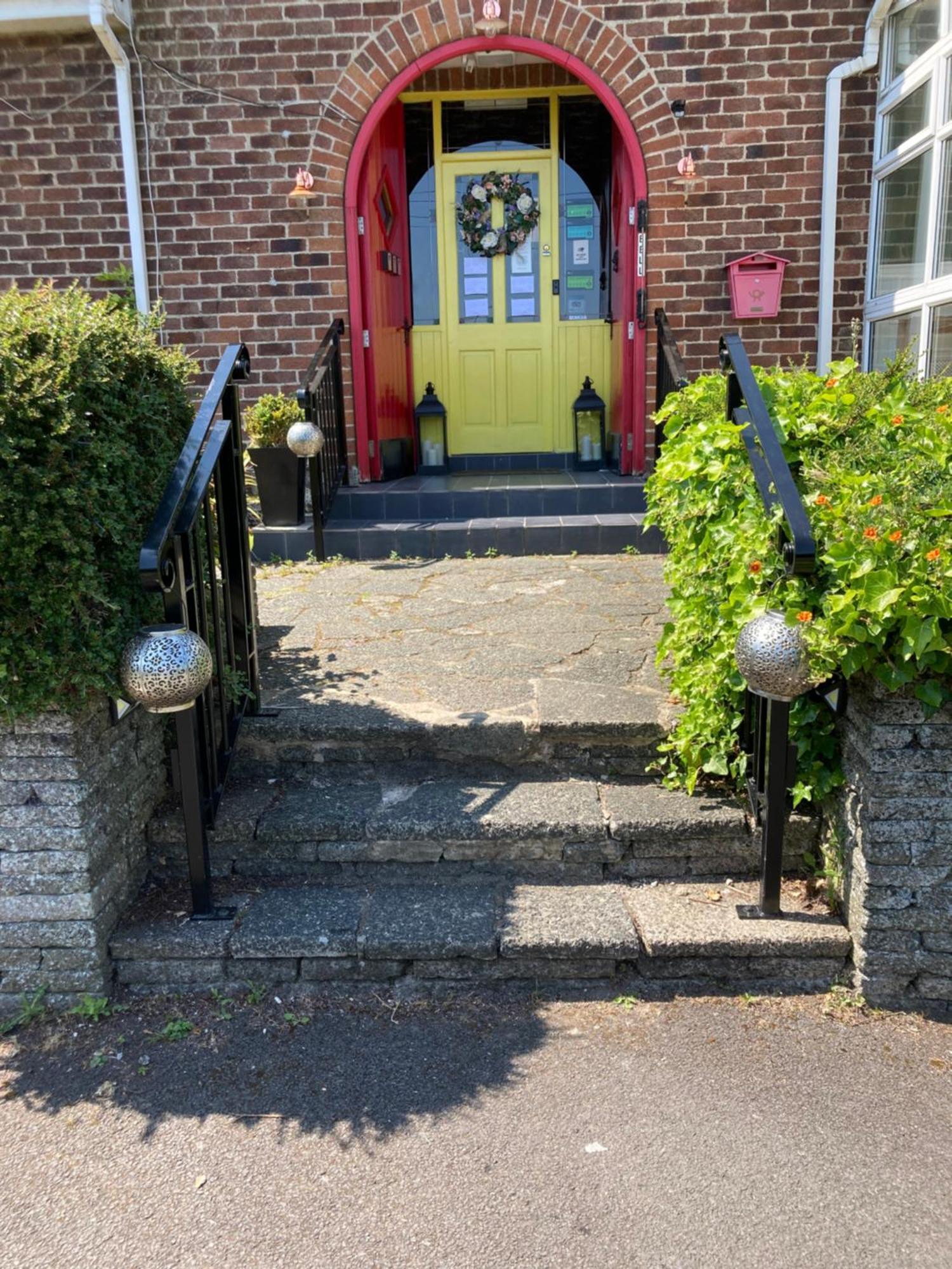Overdale Motel Lisburn Dış mekan fotoğraf