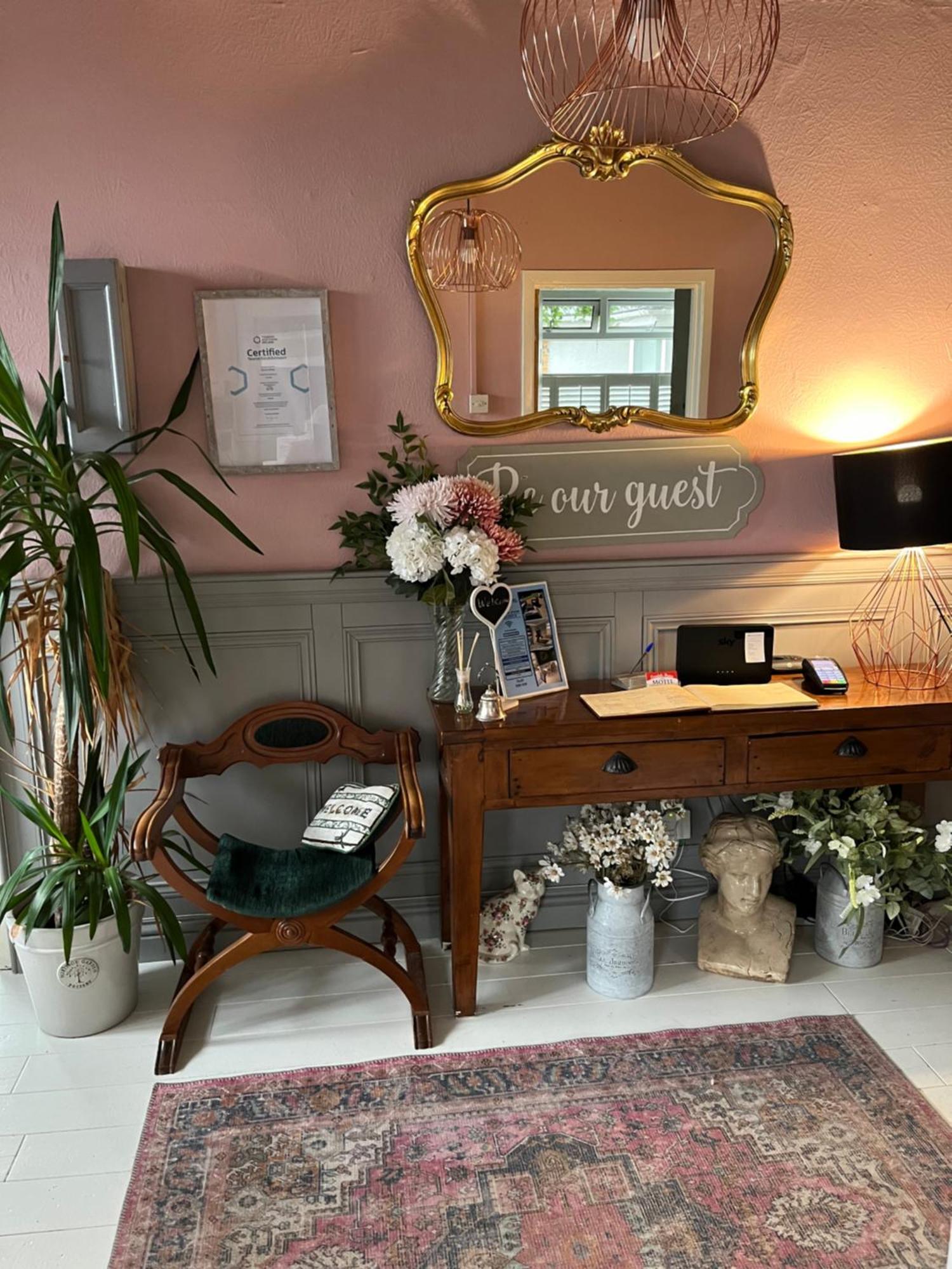 Overdale Motel Lisburn Dış mekan fotoğraf